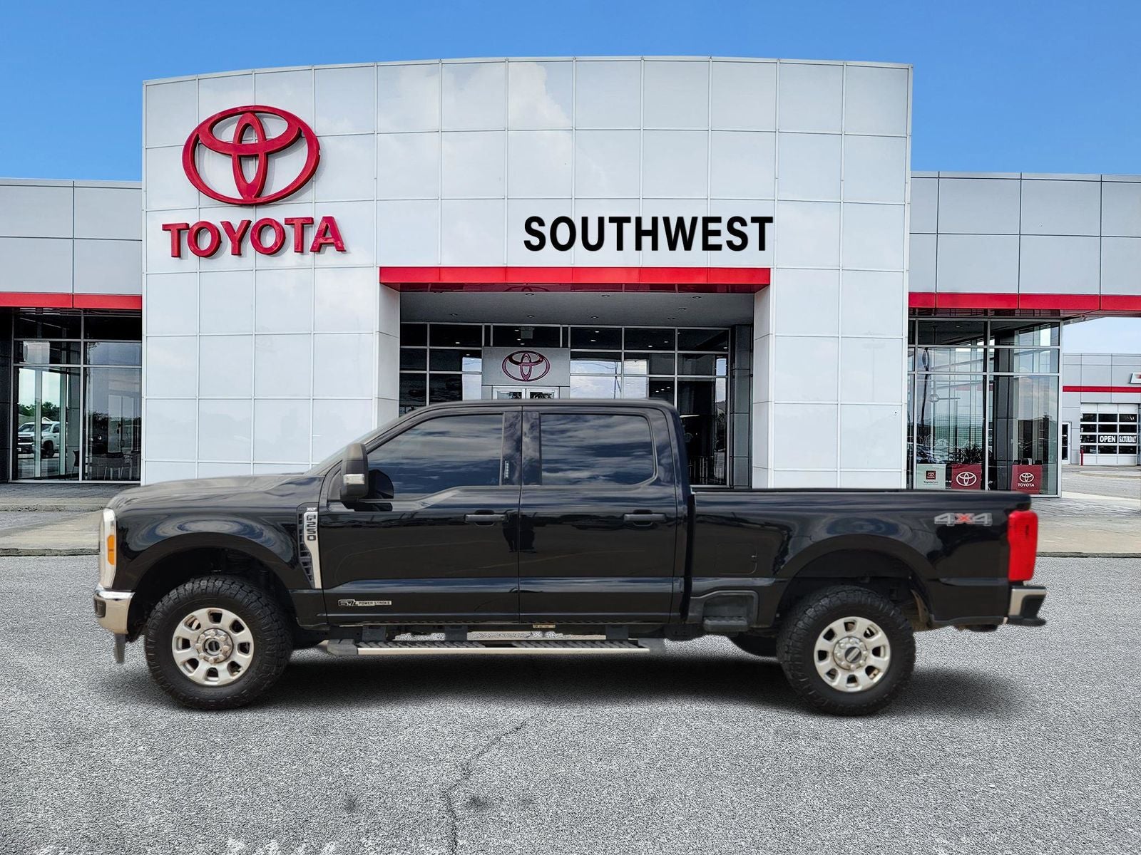 2023 Ford F-250SD XLT
