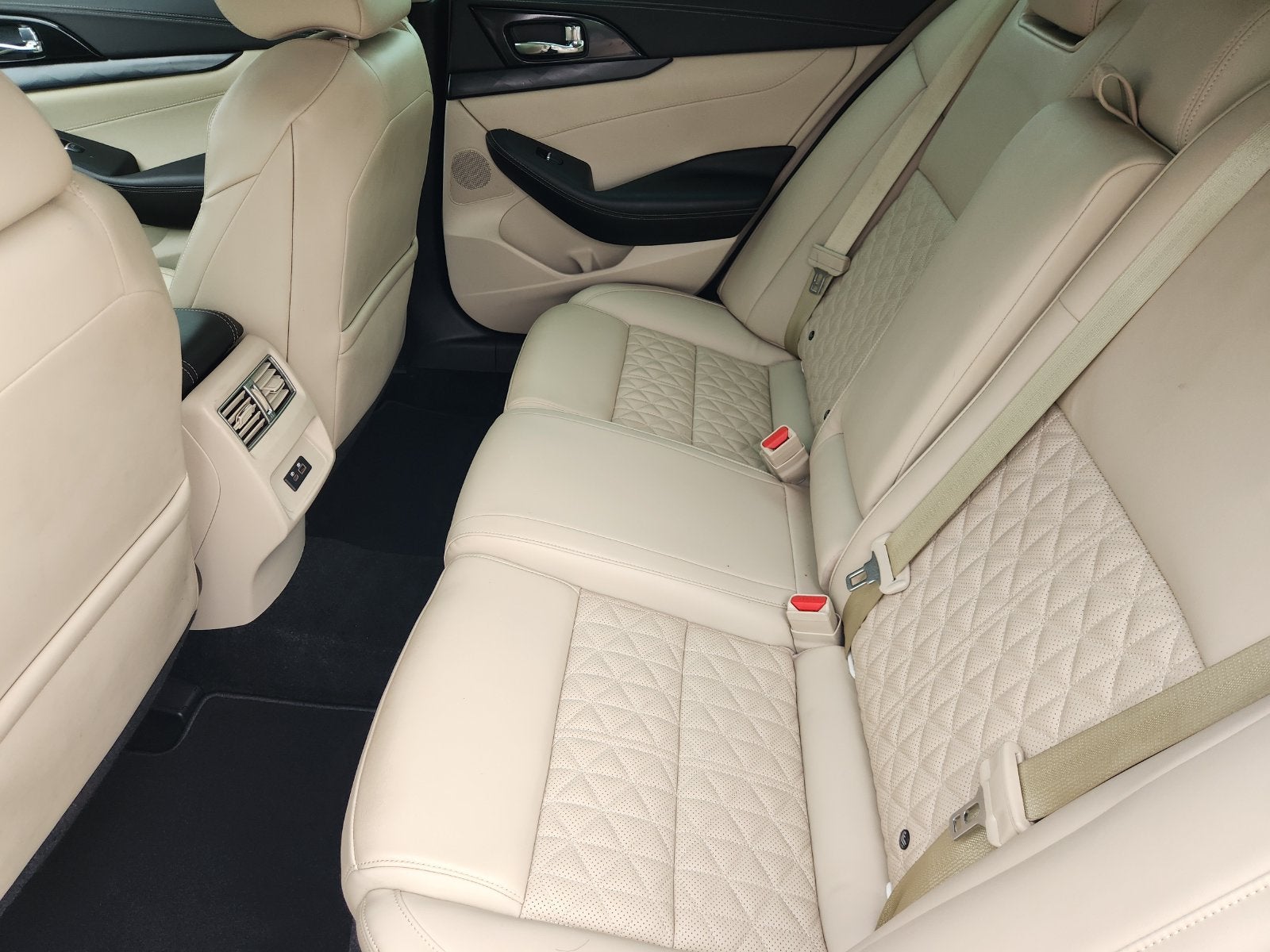 2019 Nissan Maxima Platinum