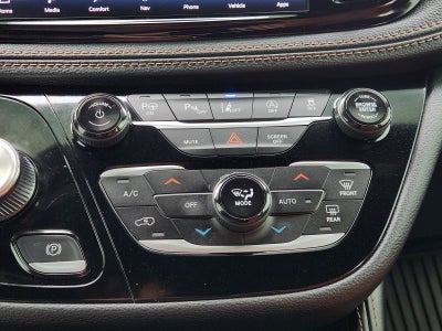 2025 Chrysler Pacifica Pinnacle