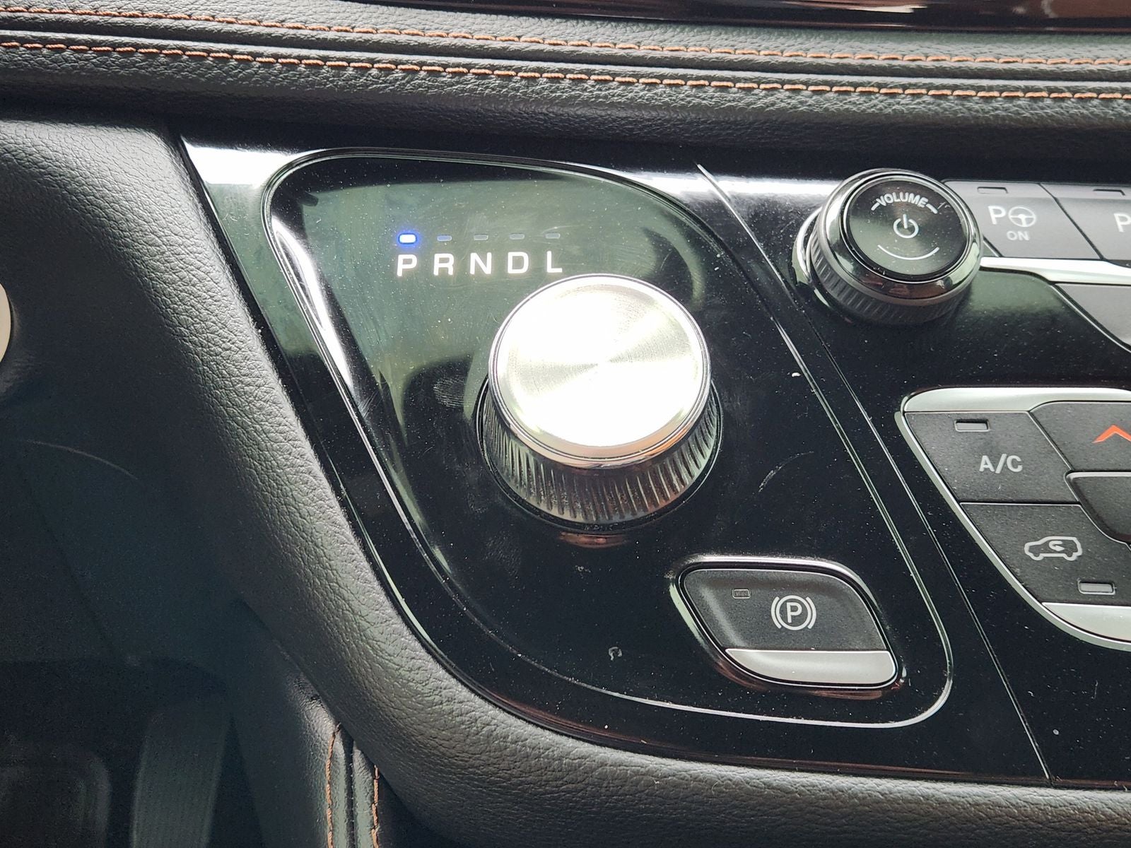 2025 Chrysler Pacifica Pinnacle