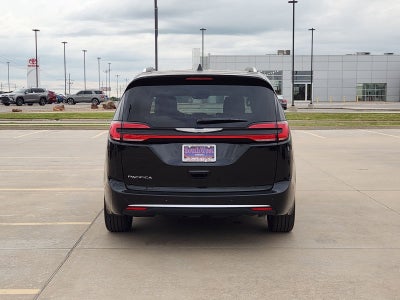 2025 Chrysler Pacifica Pinnacle