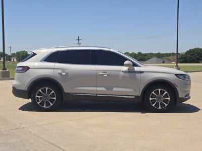 2022 Lincoln Nautilus Standard