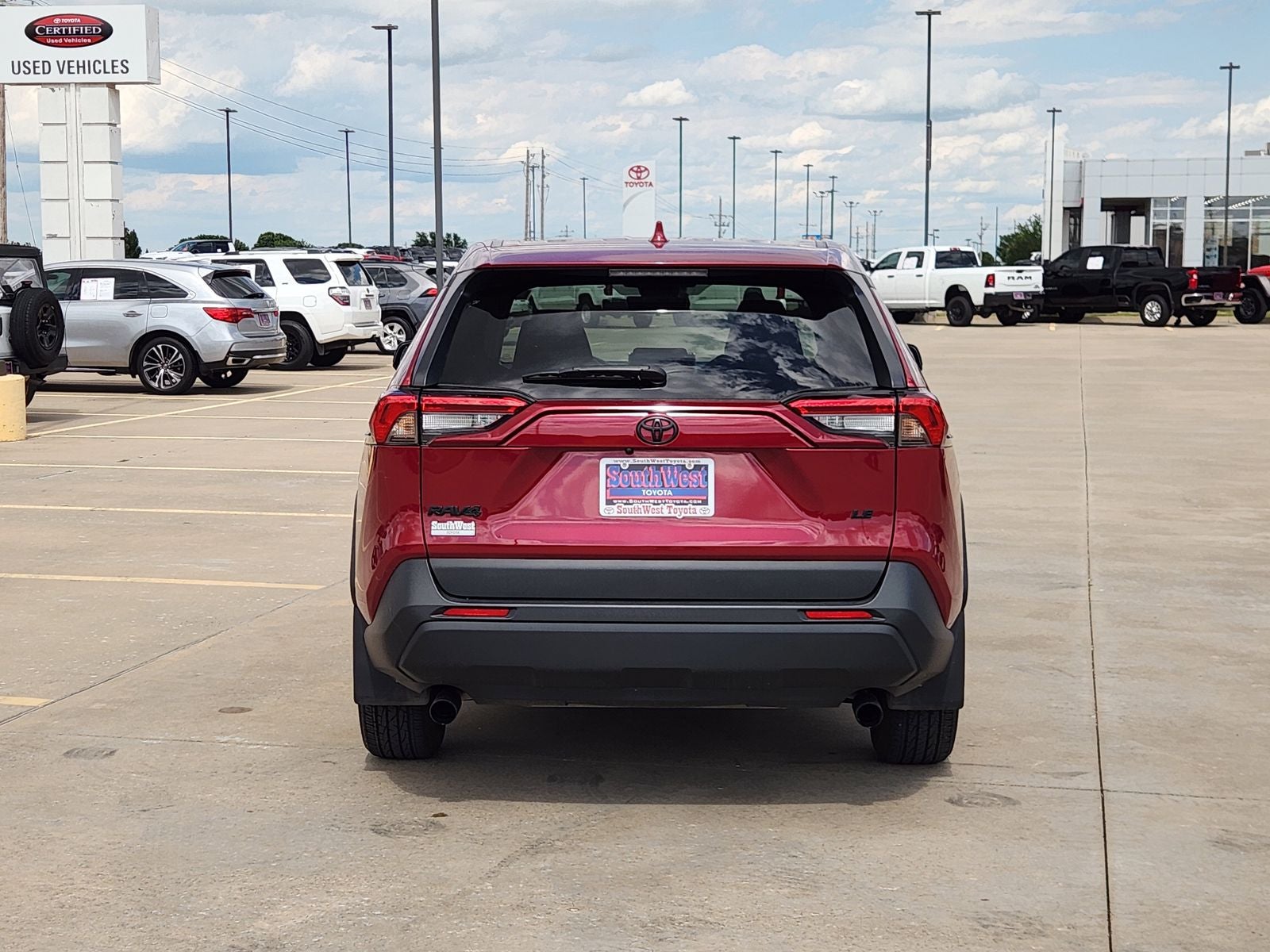 2024 Toyota RAV4 LE