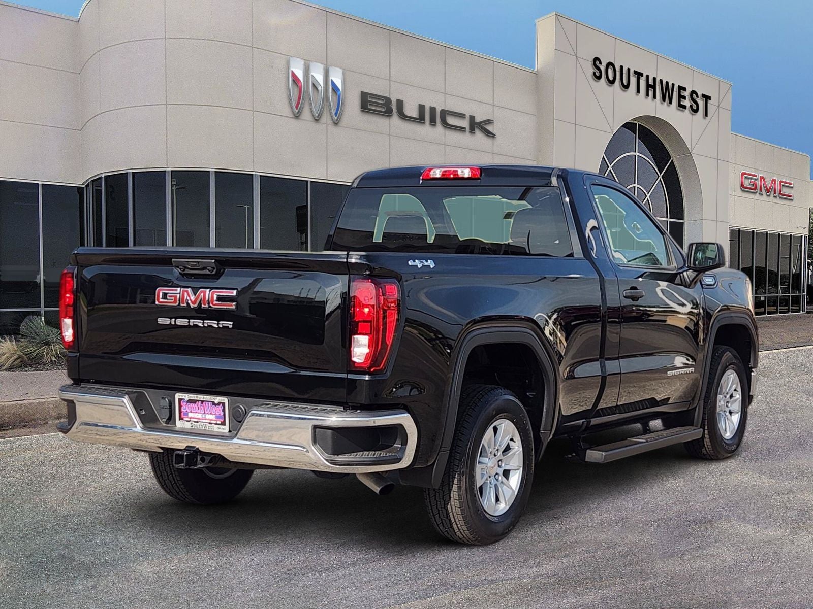 2025 GMC Sierra 1500 Pro