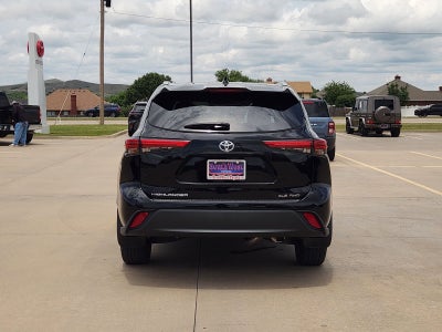 2022 Toyota Highlander XLE