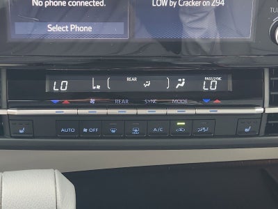 2023 Toyota Sienna XLE 8 Passenger