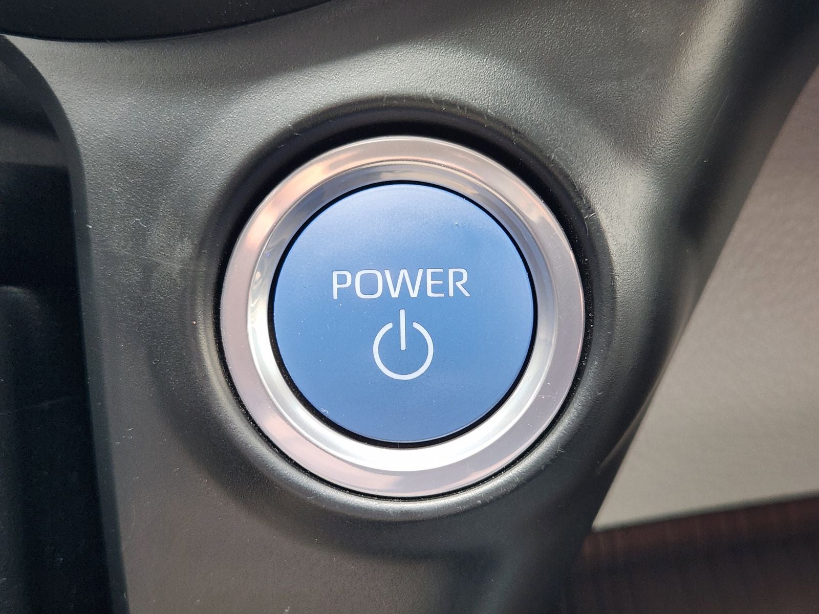 2023 Toyota Sienna XLE 8 Passenger