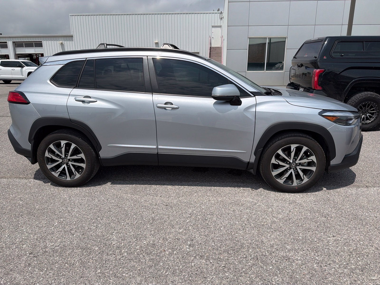 2024 Toyota Corolla Cross XLE