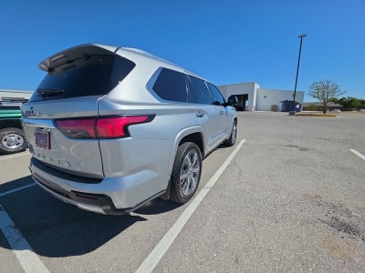 2023 Toyota Sequoia Capstone
