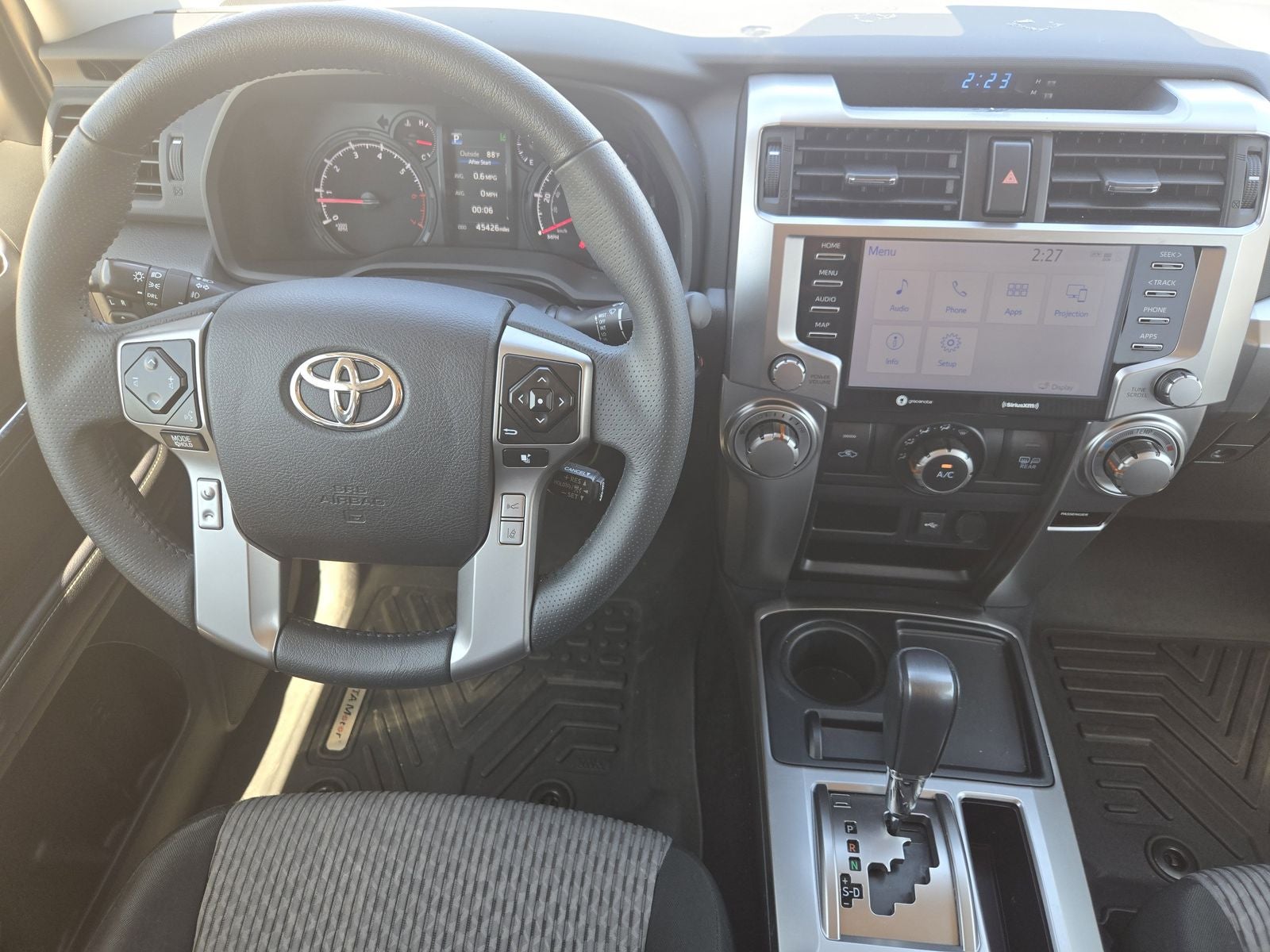 2024 Toyota 4Runner SR5