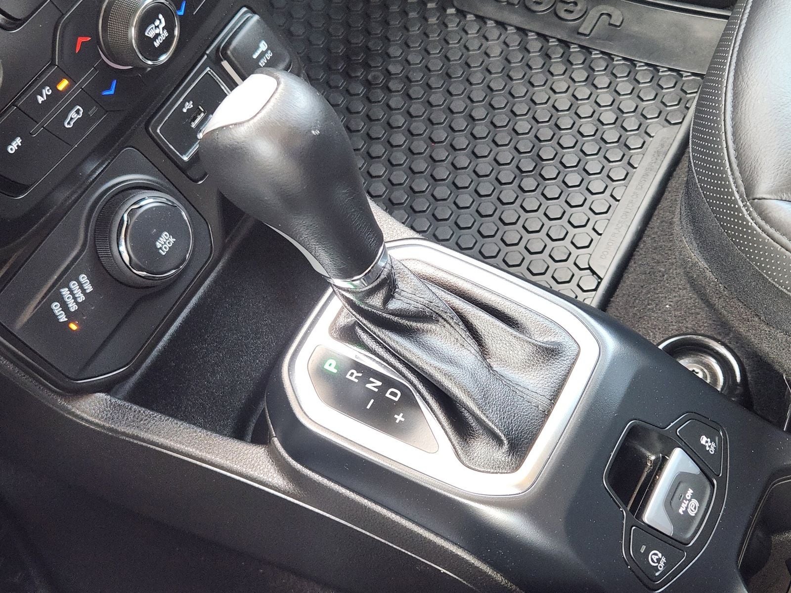 2023 Jeep Renegade Limited