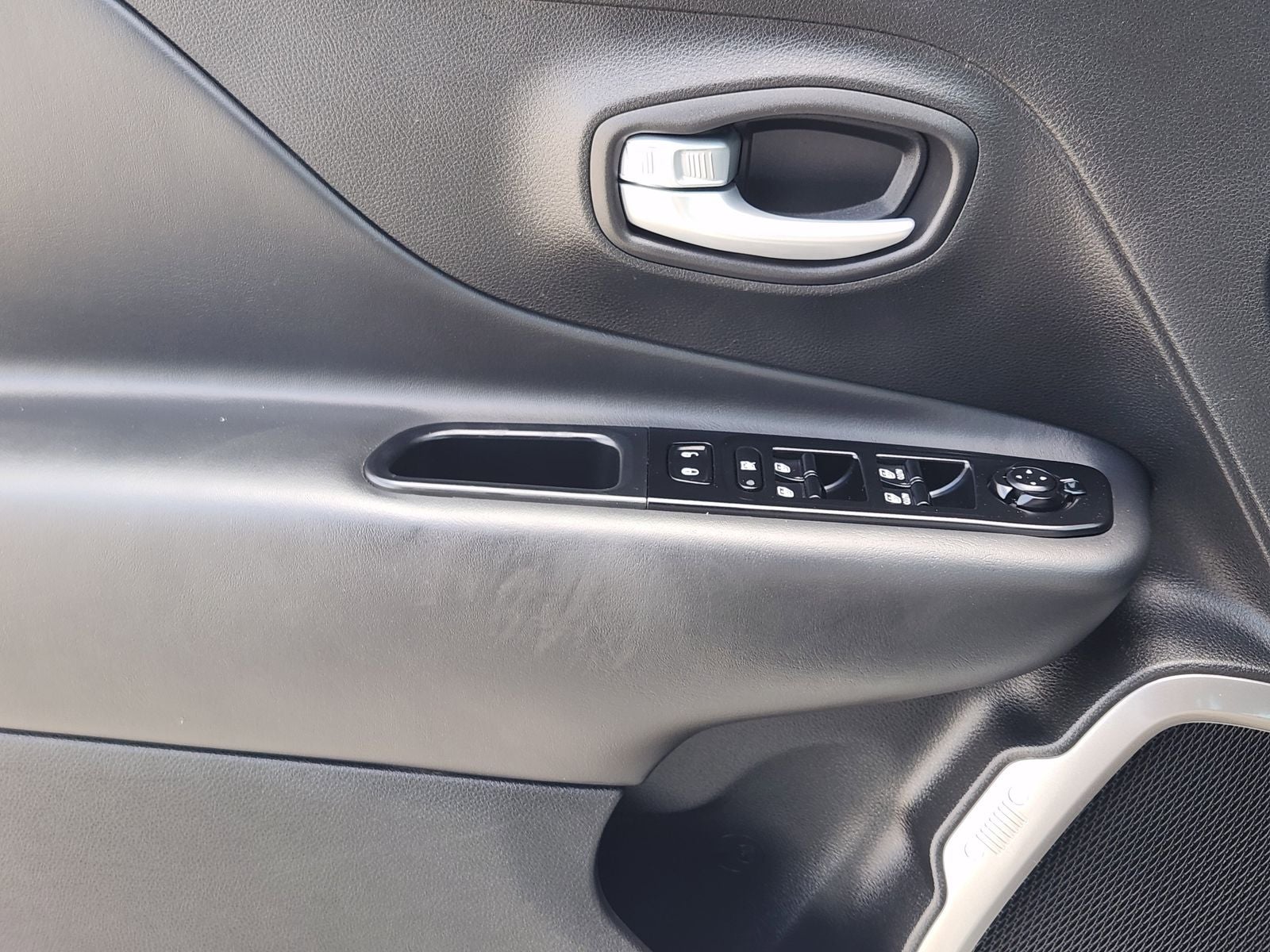 2023 Jeep Renegade Limited