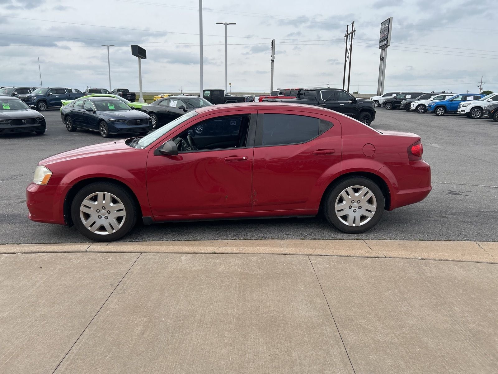 2013 Dodge Avenger SE