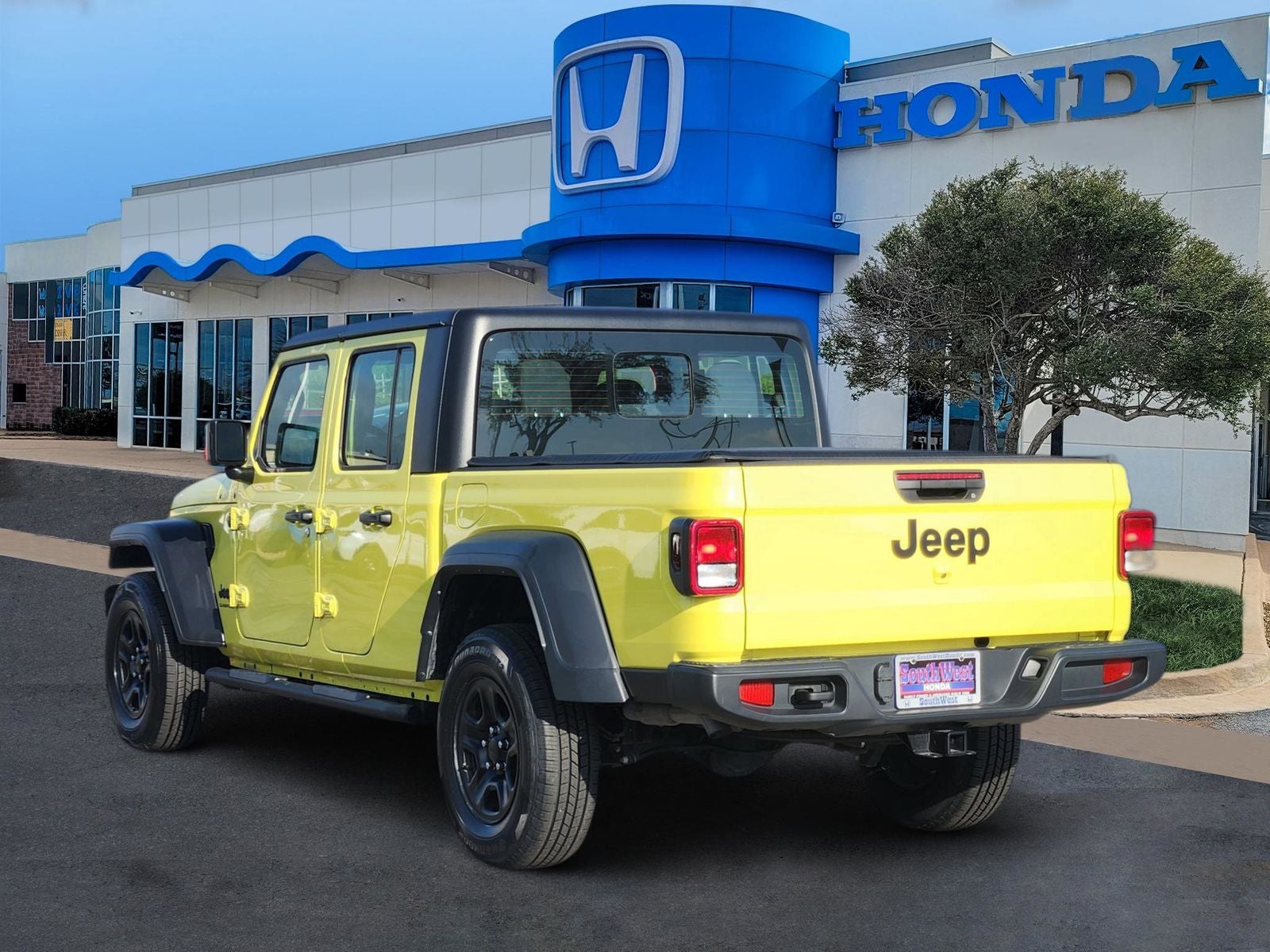 2023 Jeep Gladiator Sport