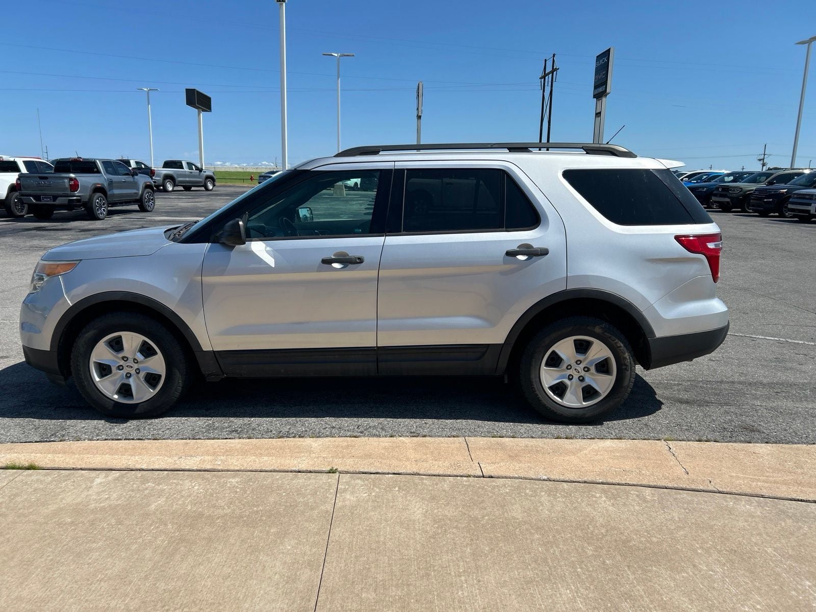 2014 Ford Explorer Base