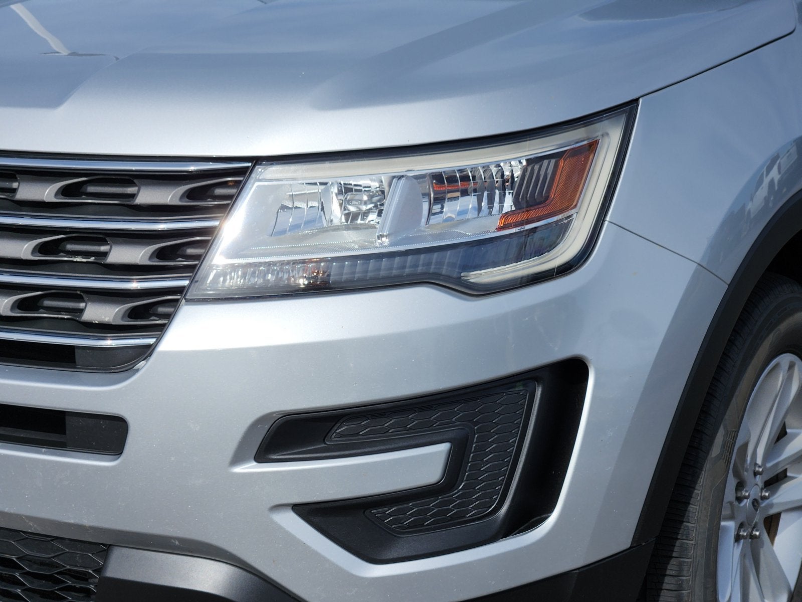 2017 Ford Explorer Base
