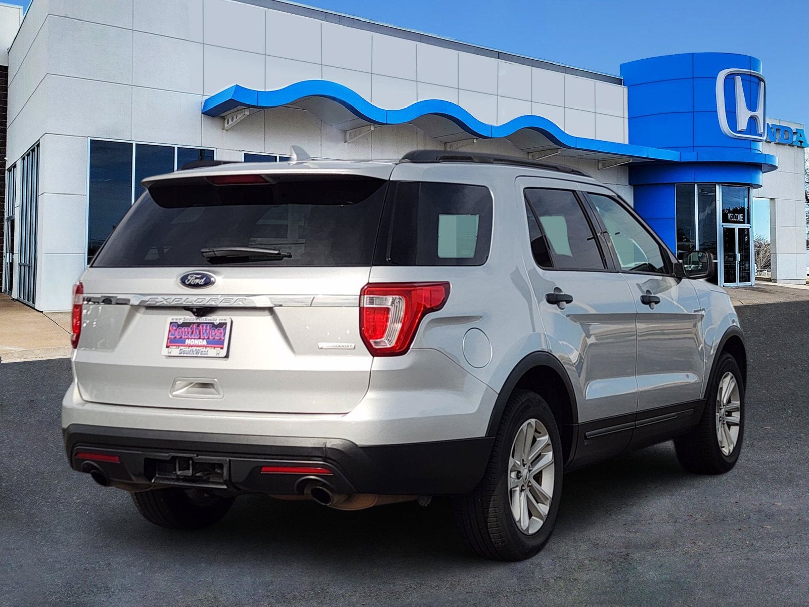 2017 Ford Explorer Base