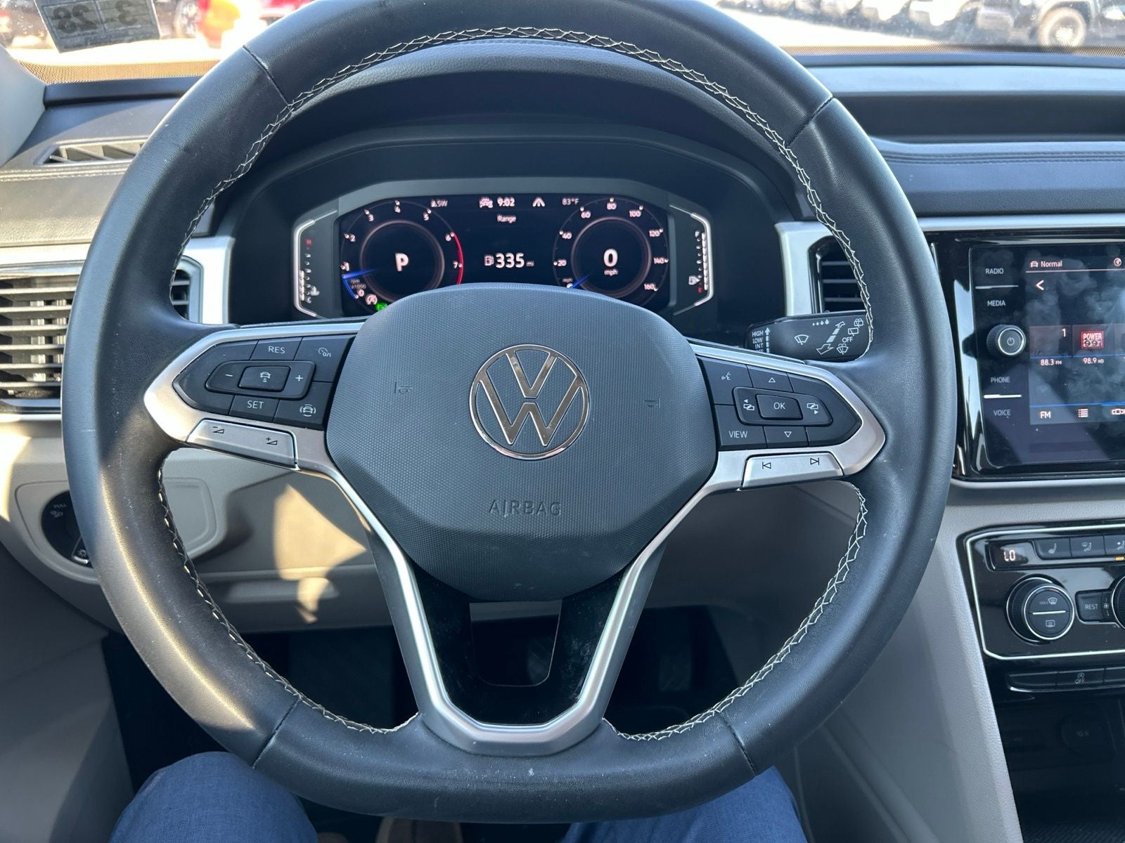2023 Volkswagen Atlas 3.6L V6 SE w/Technology