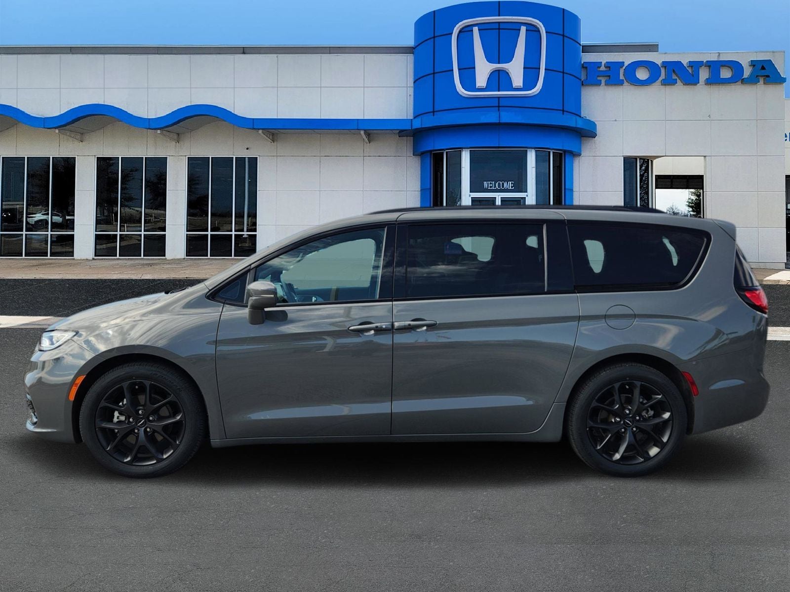 2022 Chrysler Pacifica Touring L