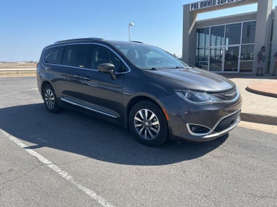 2020 Chrysler Pacifica Touring L Plus