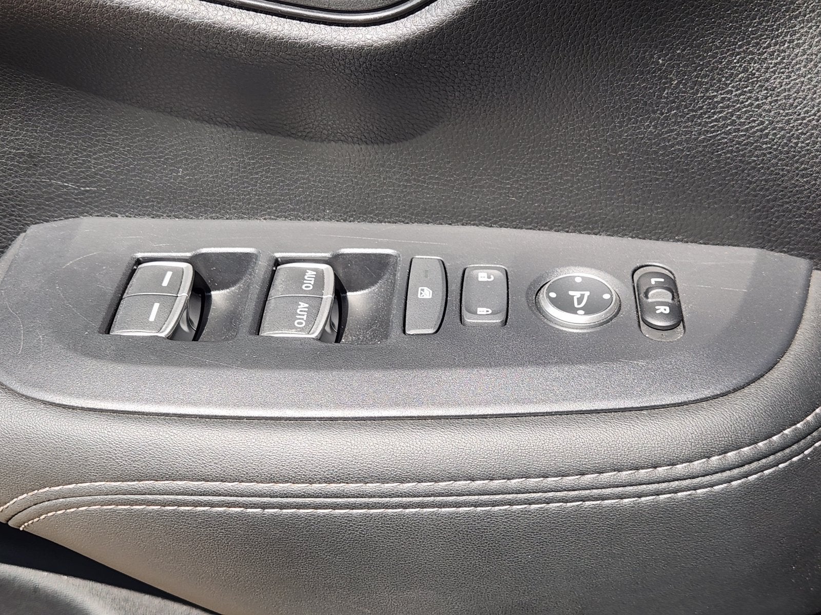 2024 Honda HR-V EX-L - Photo 28