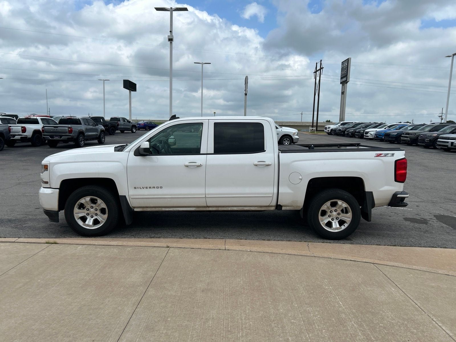 2017 Chevrolet Silverado 1500 LT LT2