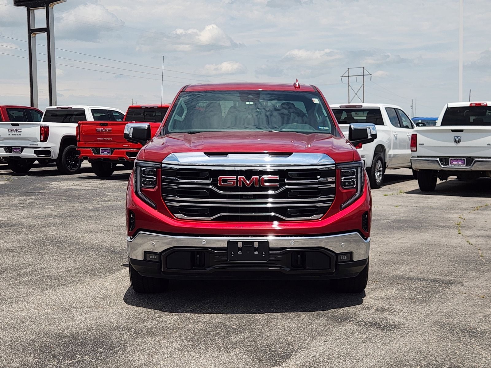 2024 GMC Sierra 1500 SLT