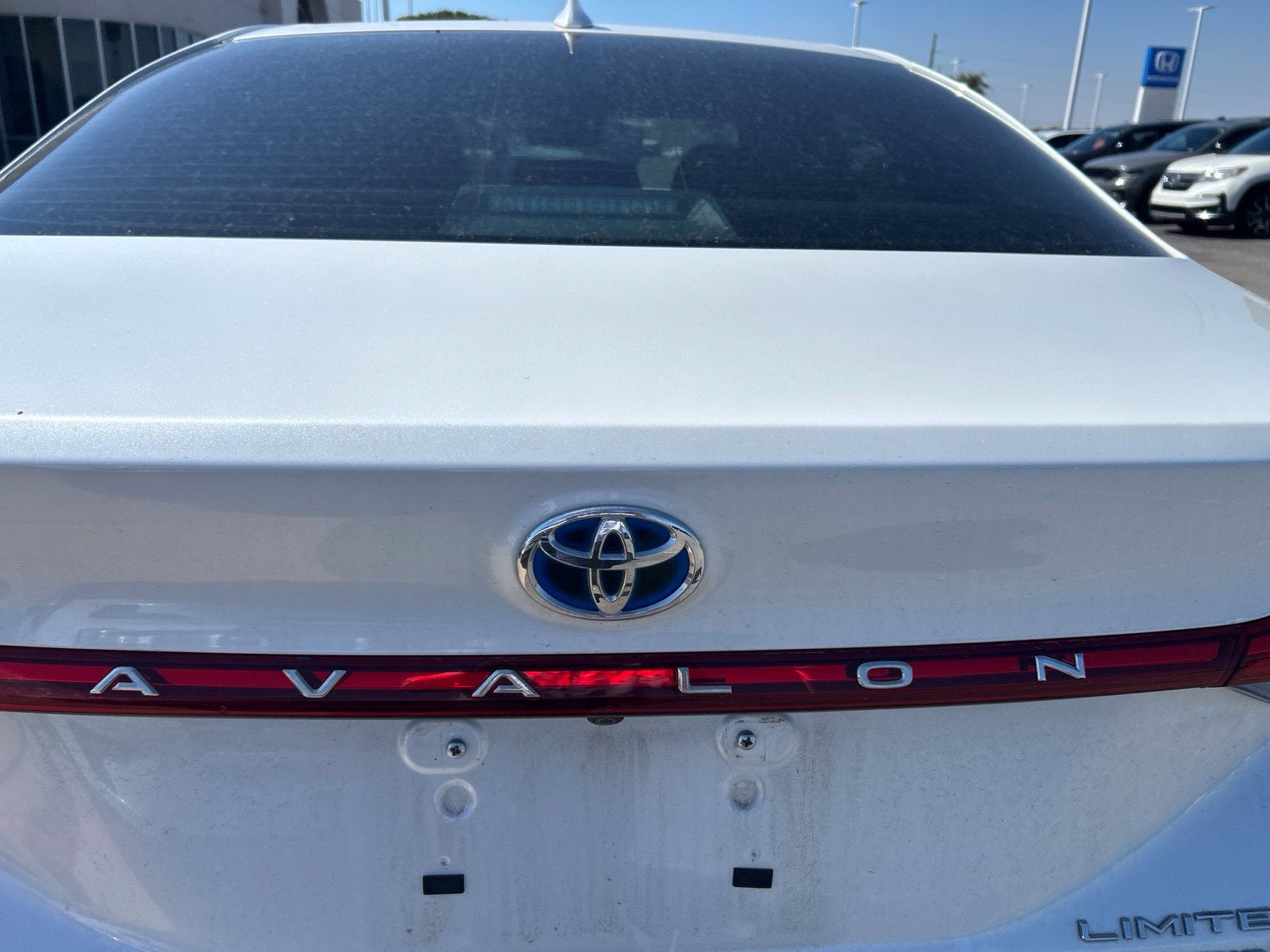 2019 Toyota Avalon Hybrid Limited