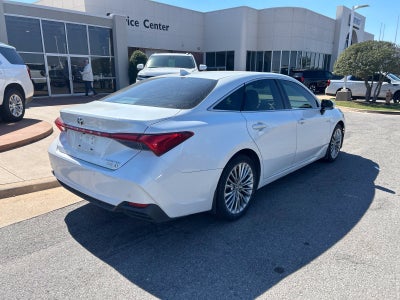 2019 Toyota Avalon Hybrid Limited