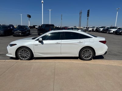 2019 Toyota Avalon Hybrid Limited