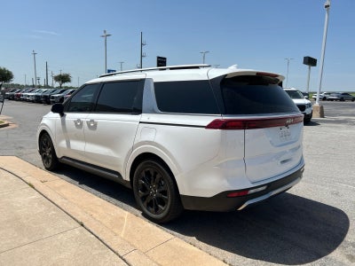 2024 Kia Carnival SX