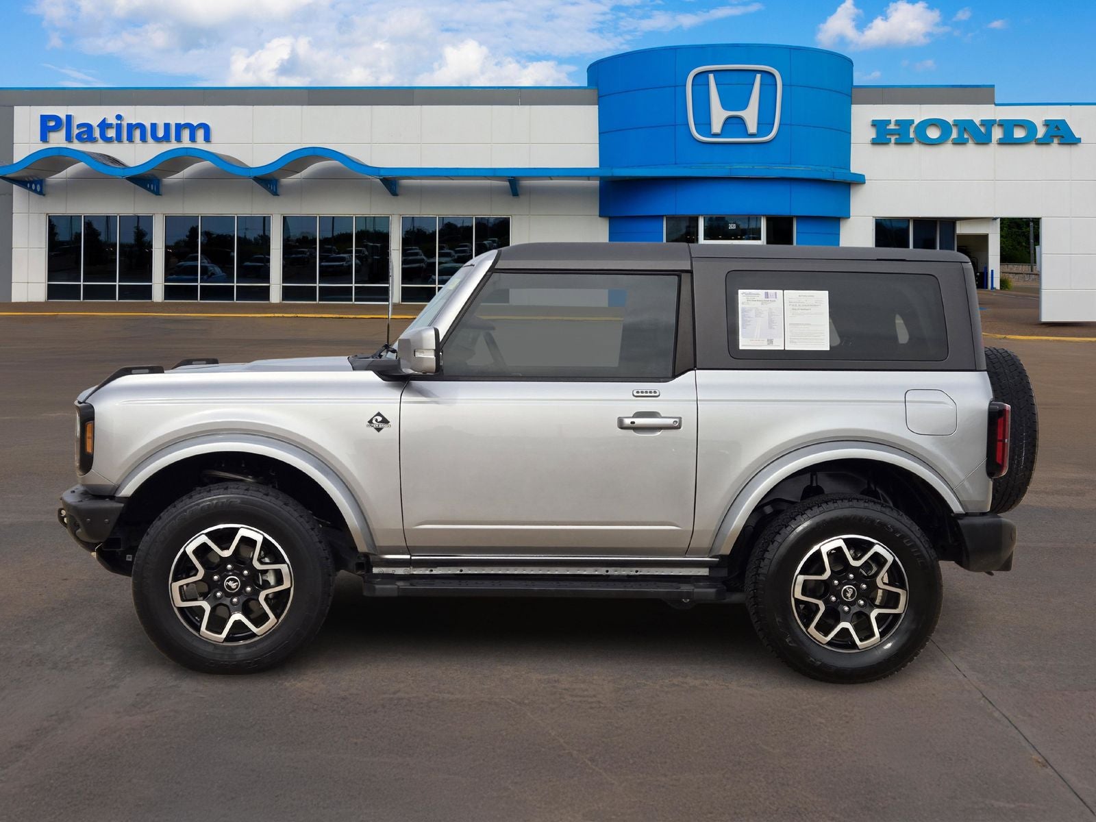 2022 Ford Bronco Outer Banks