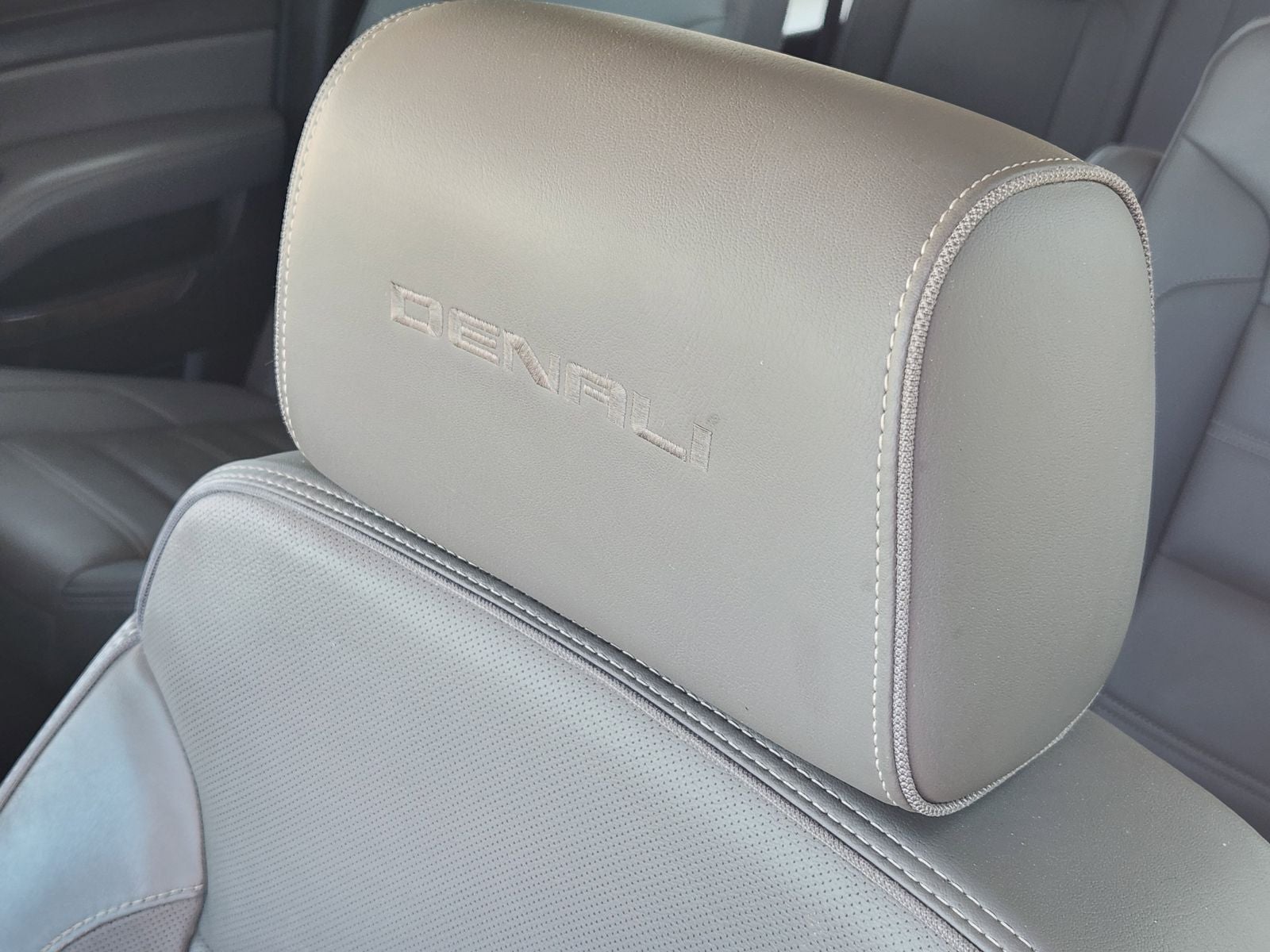 2018 GMC Yukon XL Denali