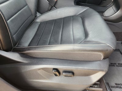 2025 Volkswagen Atlas Cross Sport 2.0T SEL R-Line Black