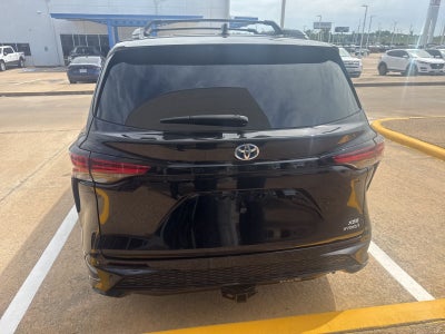 2021 Toyota Sienna XSE 7 Passenger
