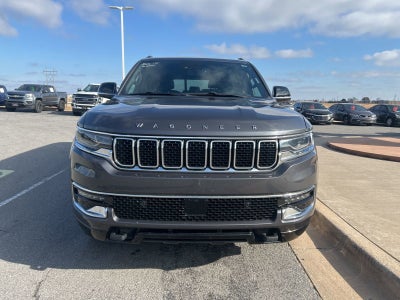 2023 Jeep Wagoneer Base