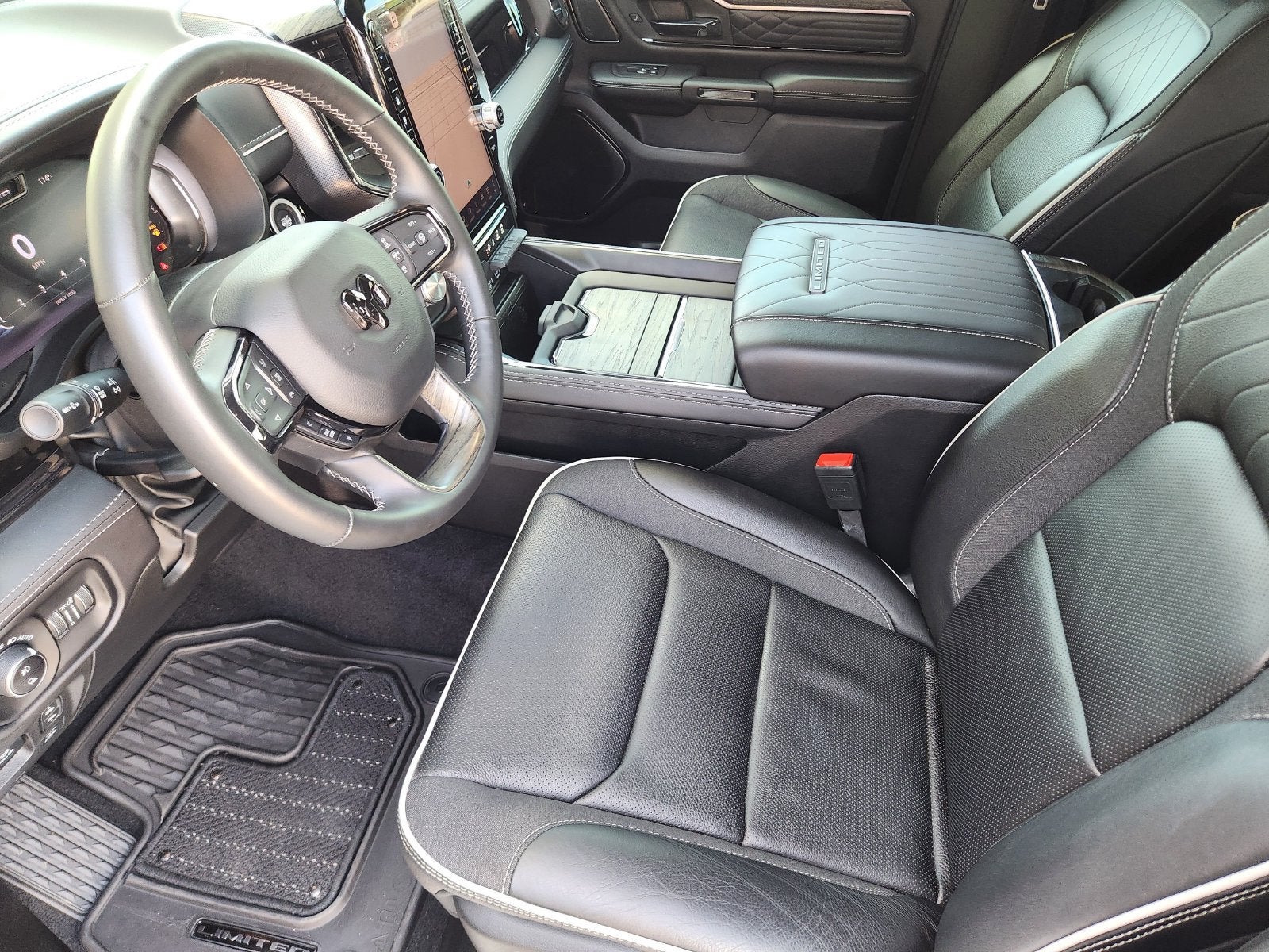 2025 RAM 1500 Limited