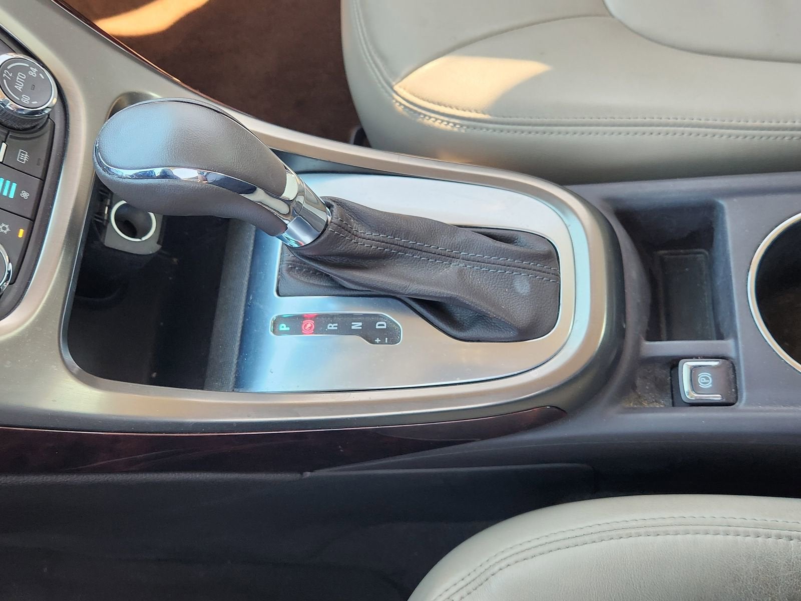 2012 Buick Verano Leather Group