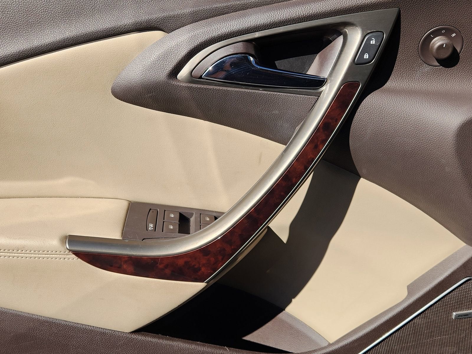 2012 Buick Verano Leather Group