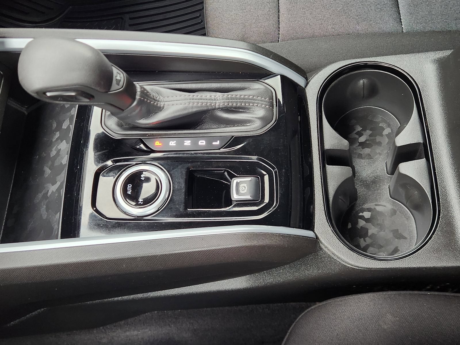 2024 Chevrolet Colorado WT