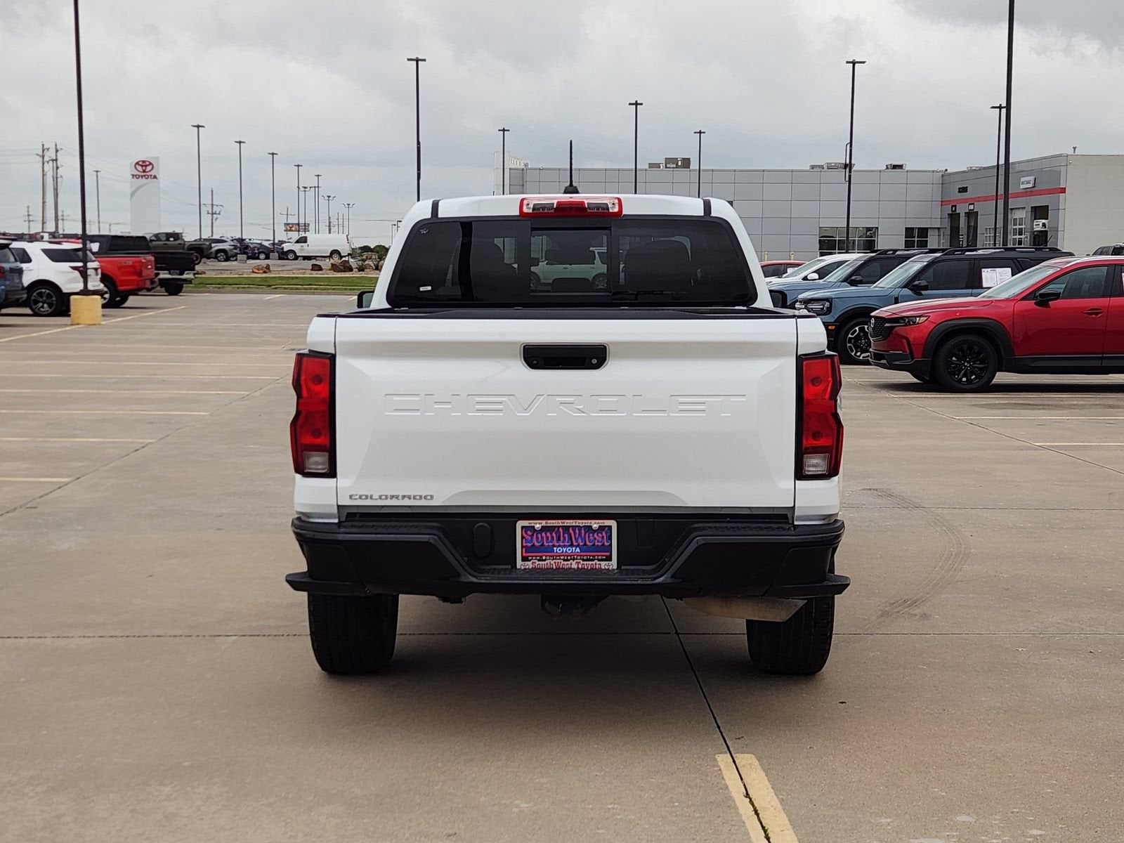 2024 Chevrolet Colorado WT