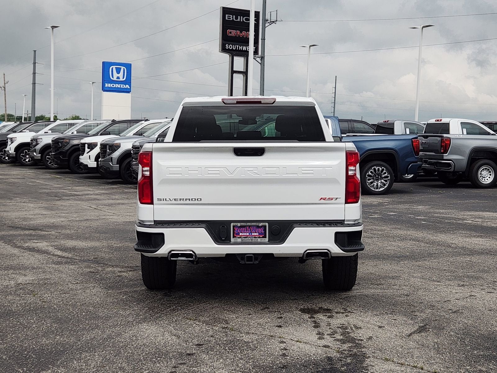 2024 Chevrolet Silverado 1500 RST