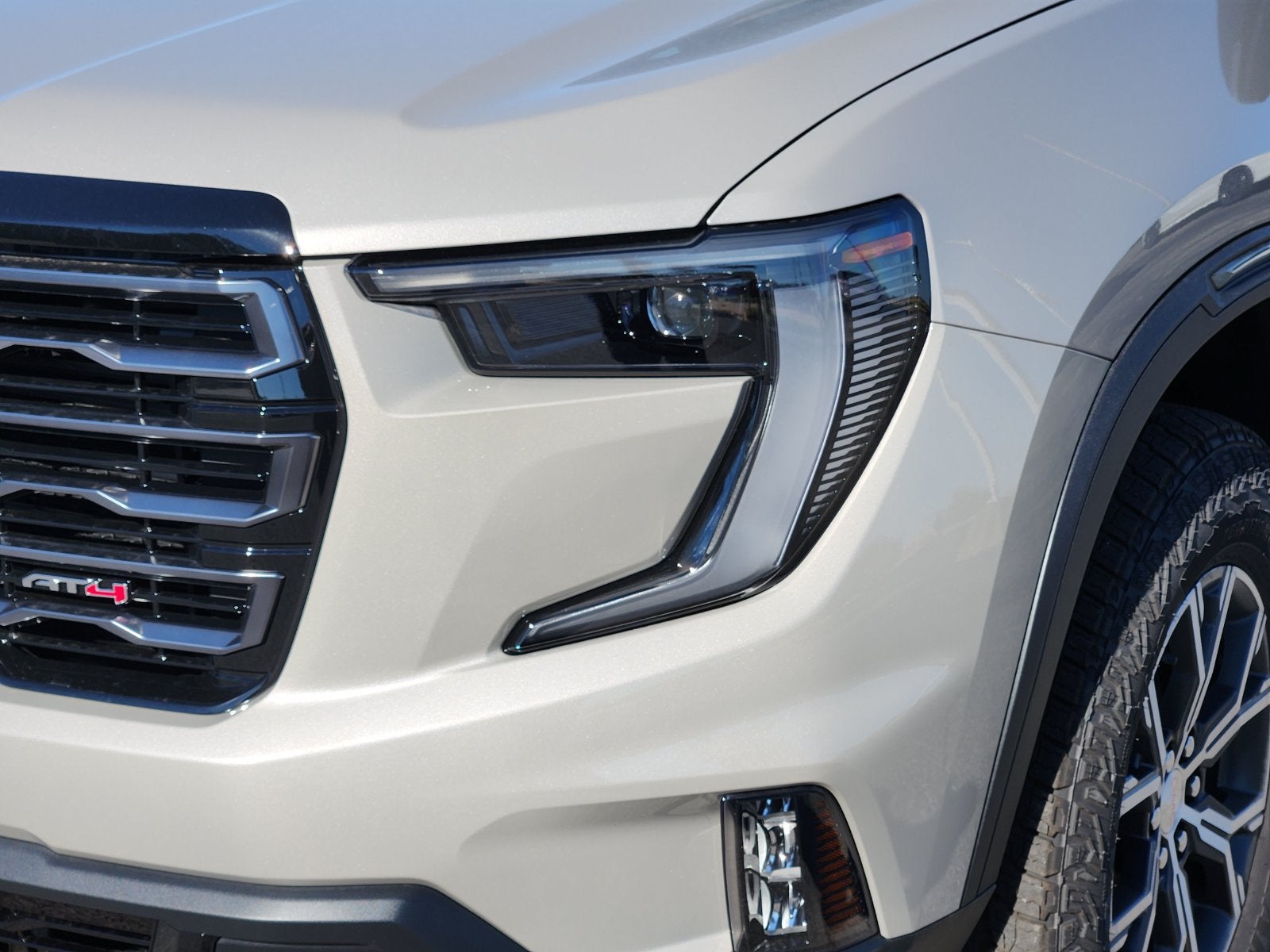 2027 GMC Acadia AT4