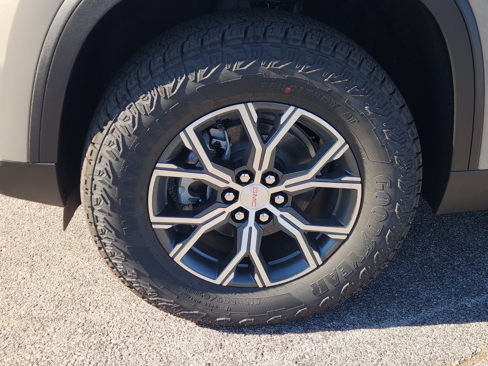2027 GMC Acadia AT4