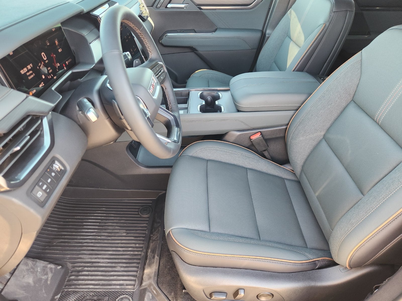 2027 GMC Acadia AT4