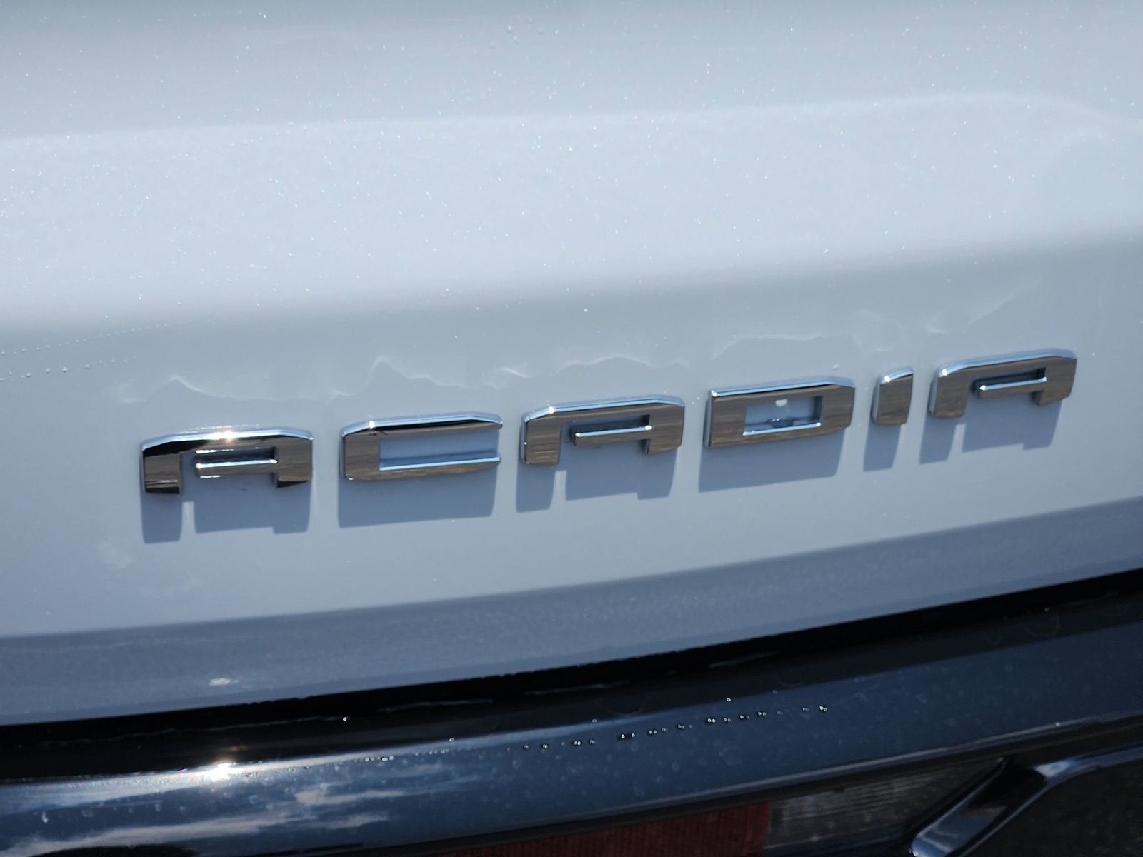 2026 GMC Acadia Denali - Photo 13