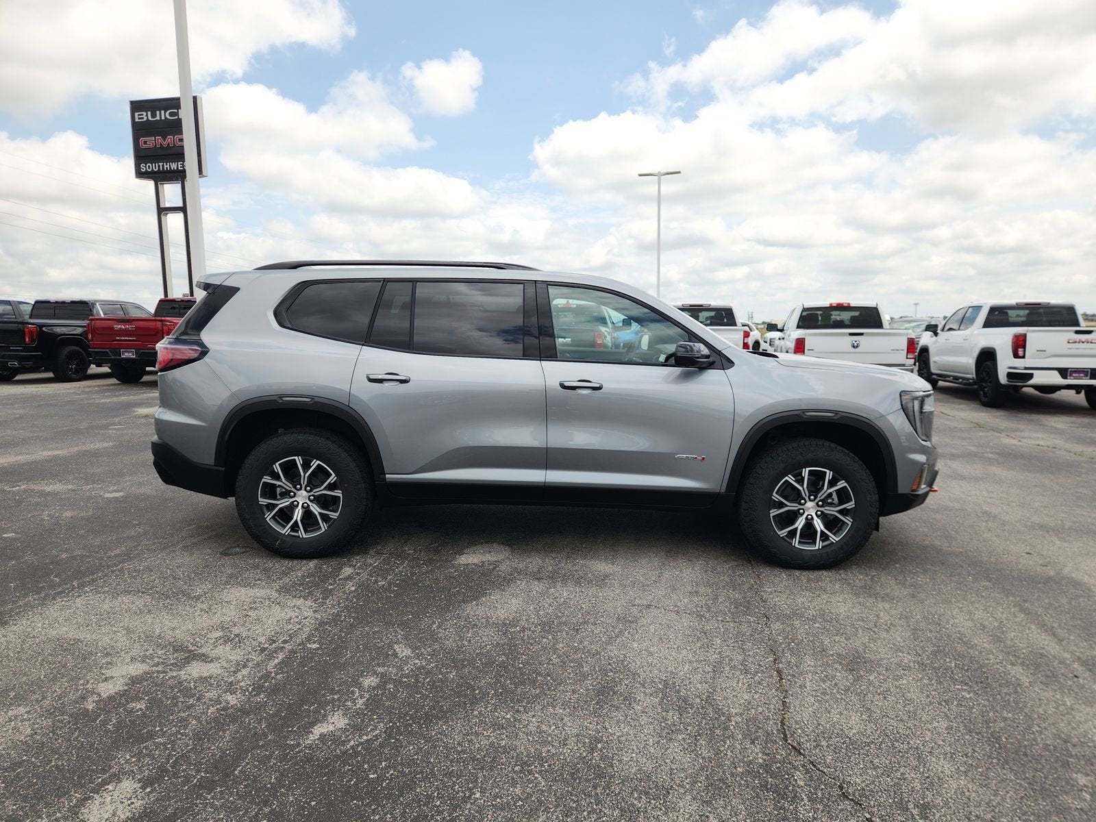 2026 GMC Acadia AT4