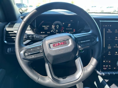 2025 GMC Acadia AT4