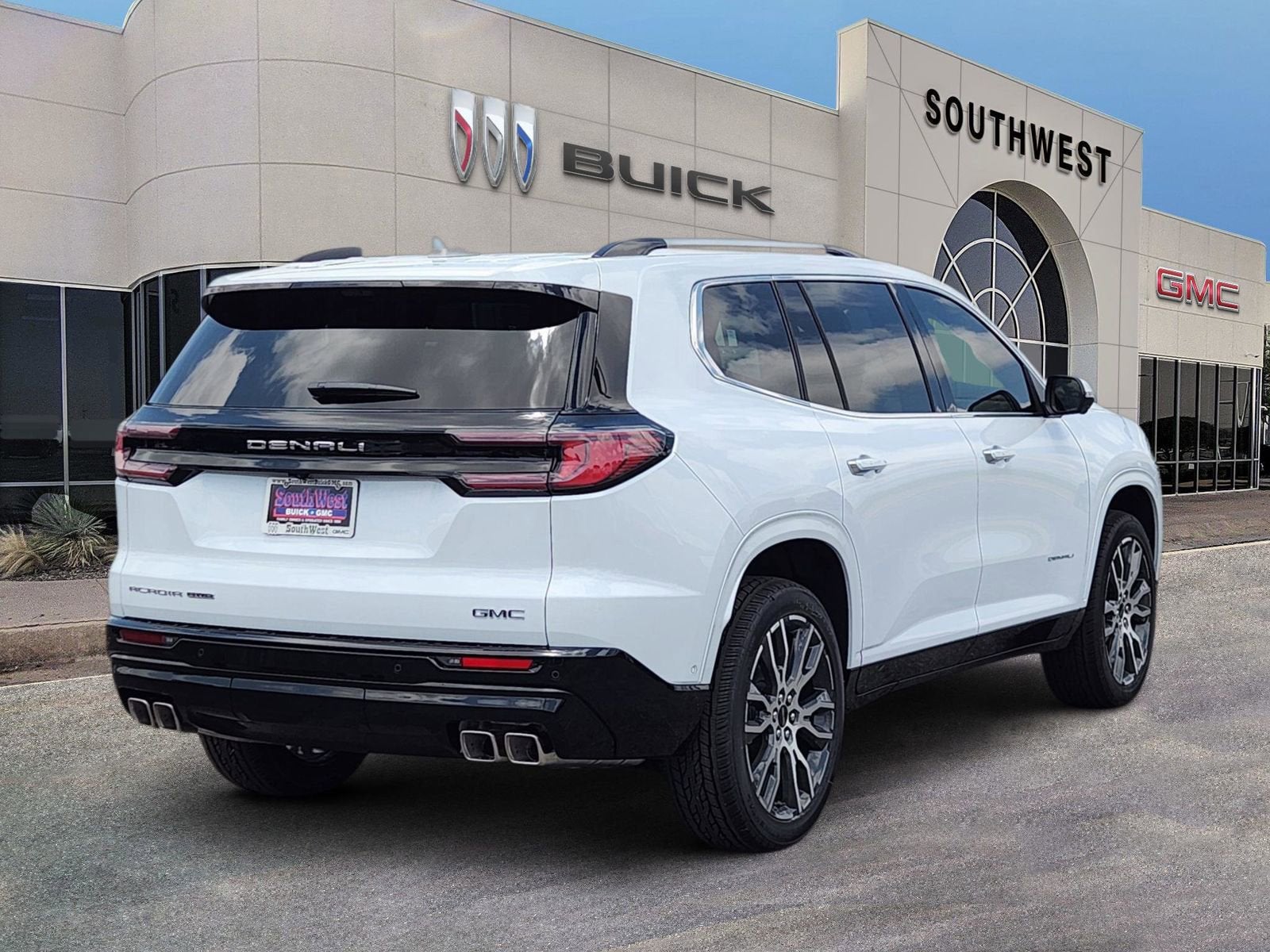 2026 GMC Acadia Denali Ultimate
