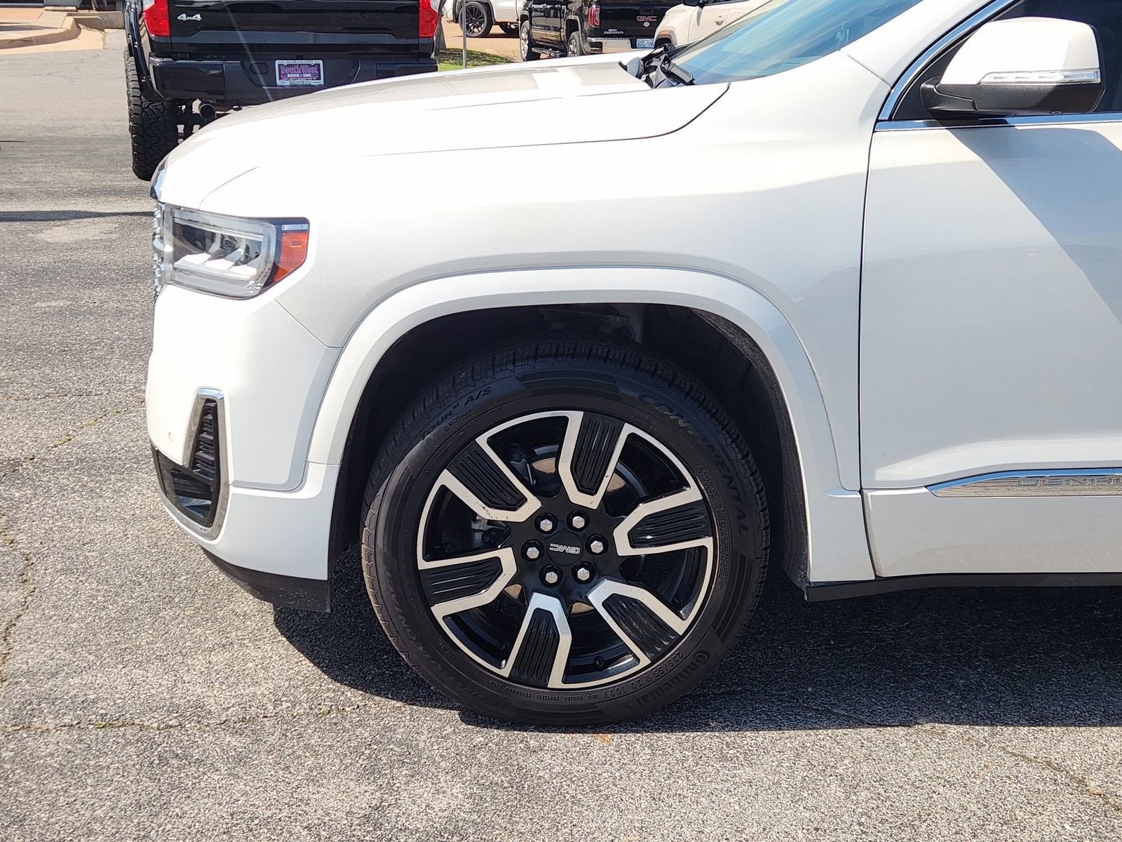 2021 GMC Acadia Denali